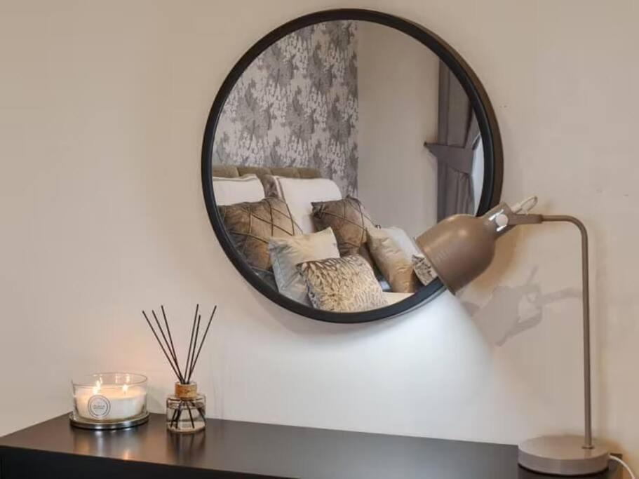 Cremlyn Lodge Бiuмарис Екстериор снимка